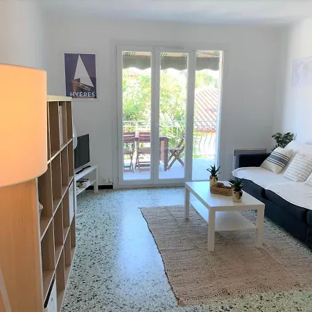 Beaux Appartements 3 Pieces Avec Espaces Exterieurs Et Parking - Proche Plage Hyères Exterior foto