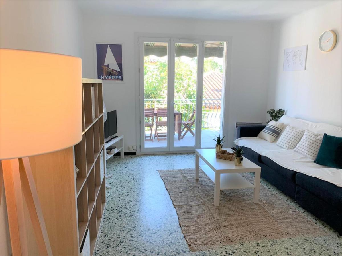 Apartment Beaux 3 Pieces Avec Espaces Exterieurs Et Parking - Proche Hyeres
