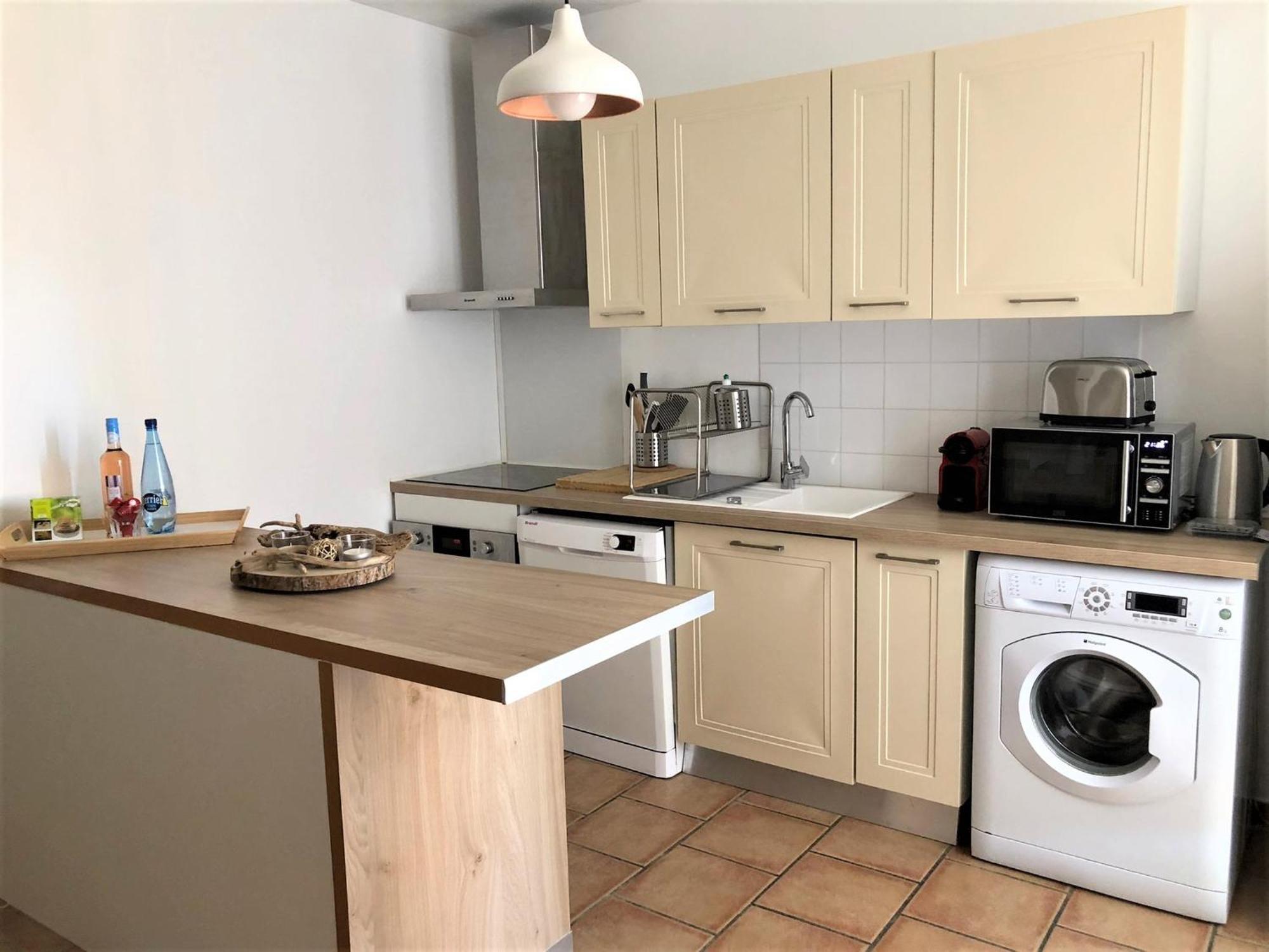 Apartment Beaux 3 Pieces Avec Espaces Exterieurs Et Parking - Proche *